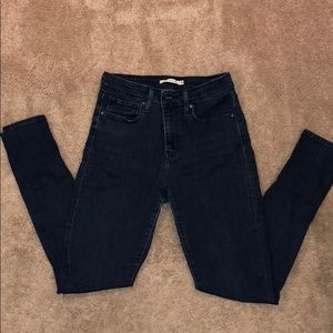 Levi’s high rise skinny (721)